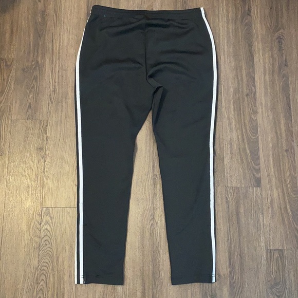 PANTS - Picture 3 of 3